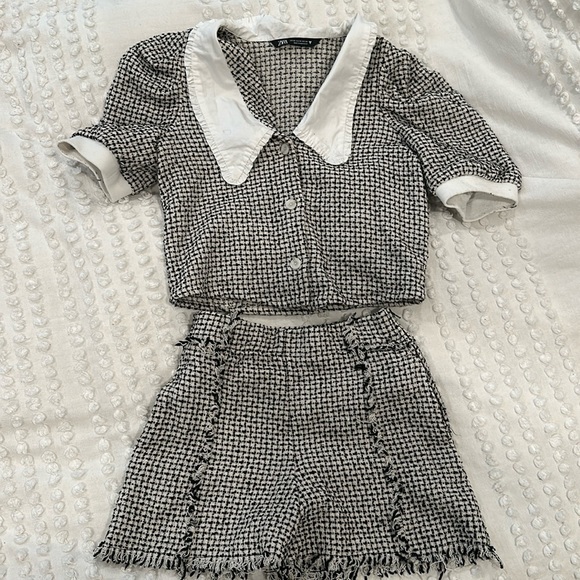 ZARA (2) PIECE SET - Picture 2 of 5